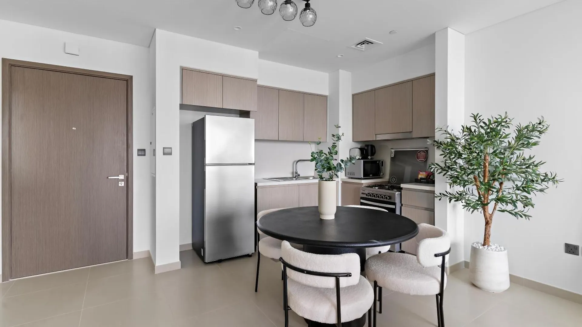 2Br High Floor Act I Act II Tower 1 Appartement Dubai