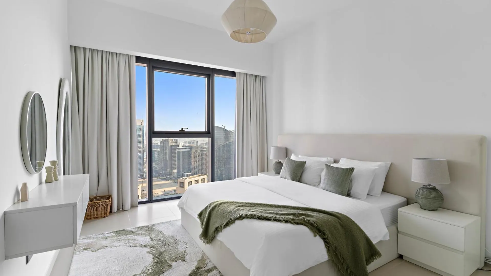 2Br High Floor Act I Act II Tower 1 Apartment Dubai United Arab Emirates